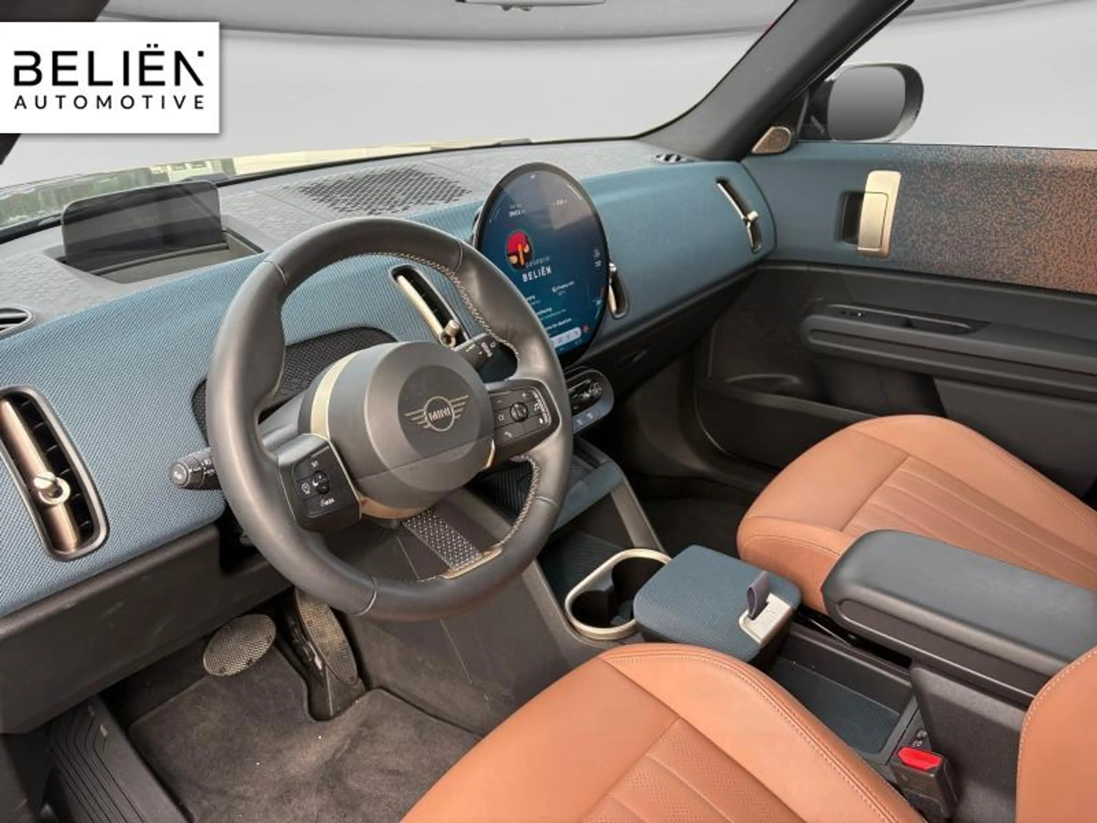 MINI Countryman E Favoured Trim — photo 9