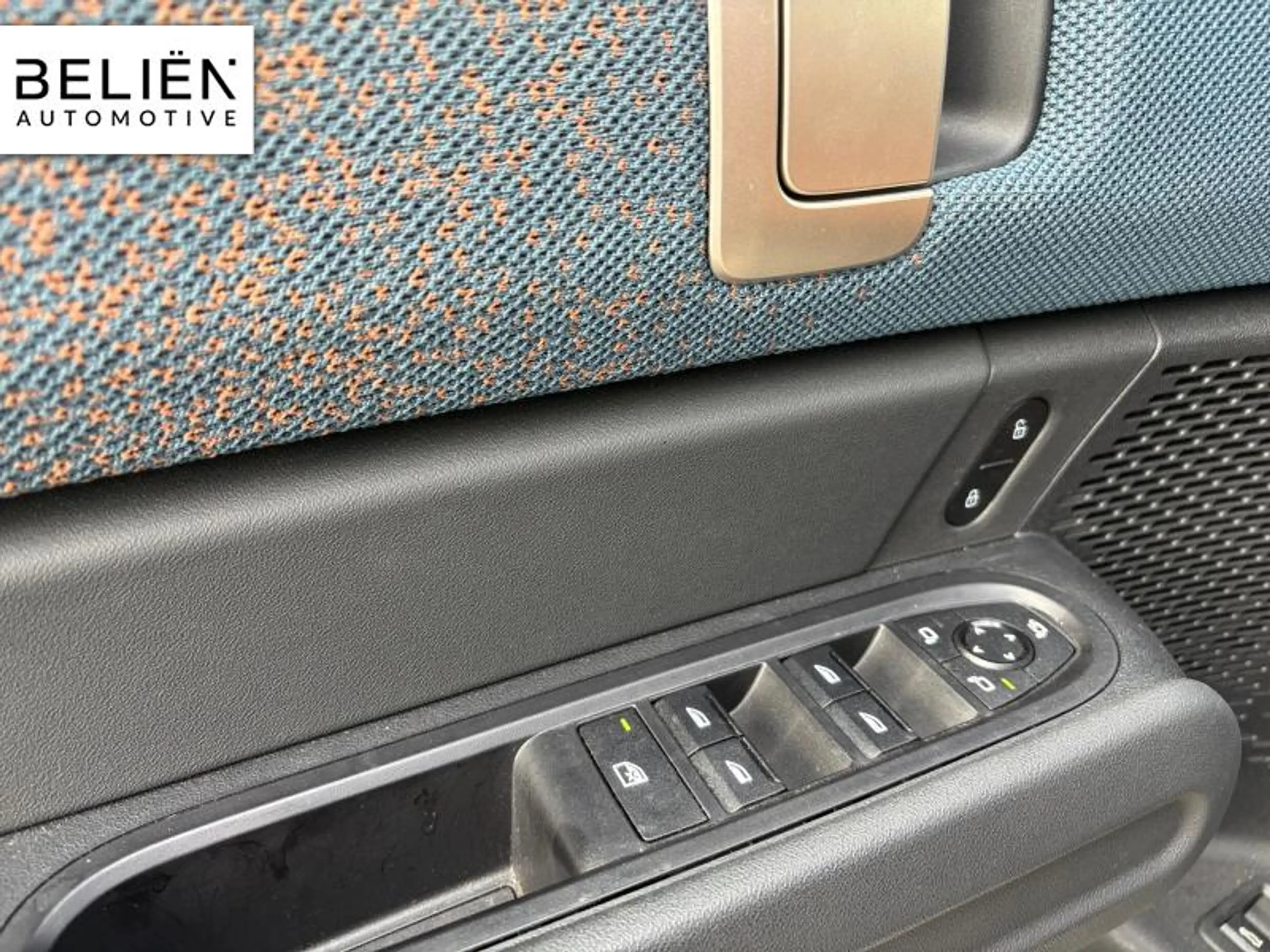 MINI Countryman E Favoured Trim — photo 13