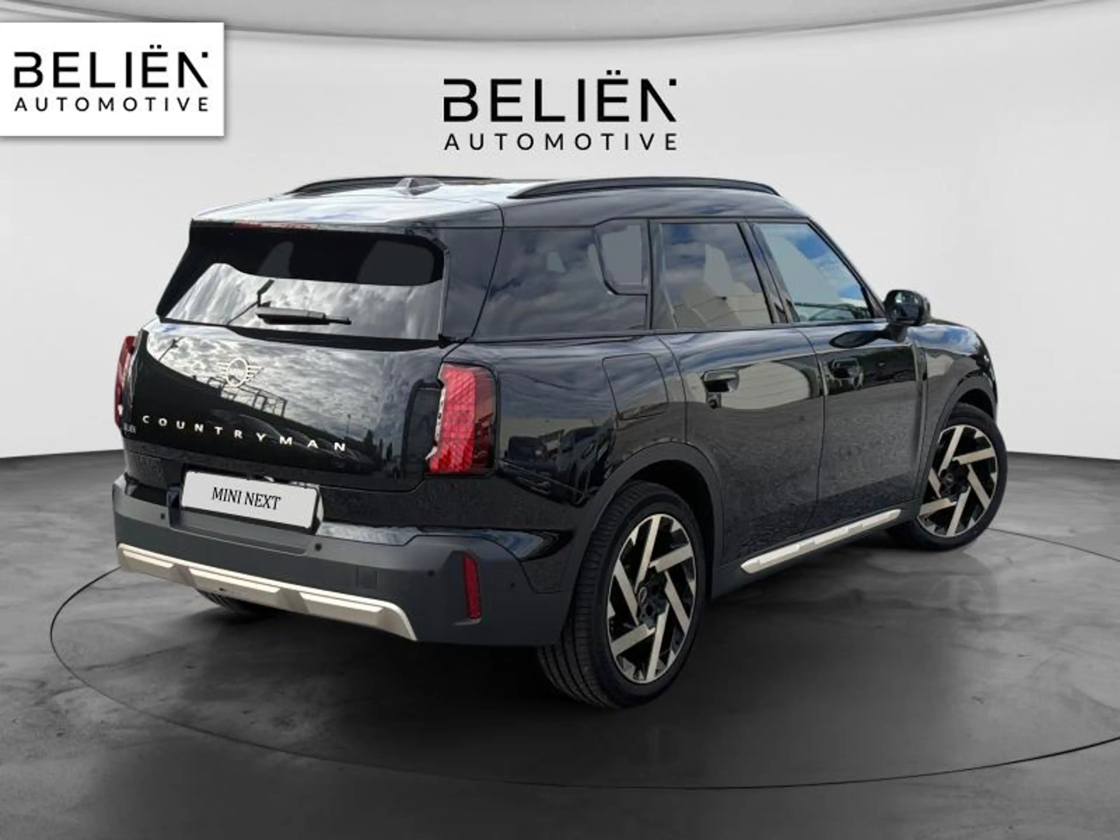MINI Countryman E Favoured Trim — photo 2