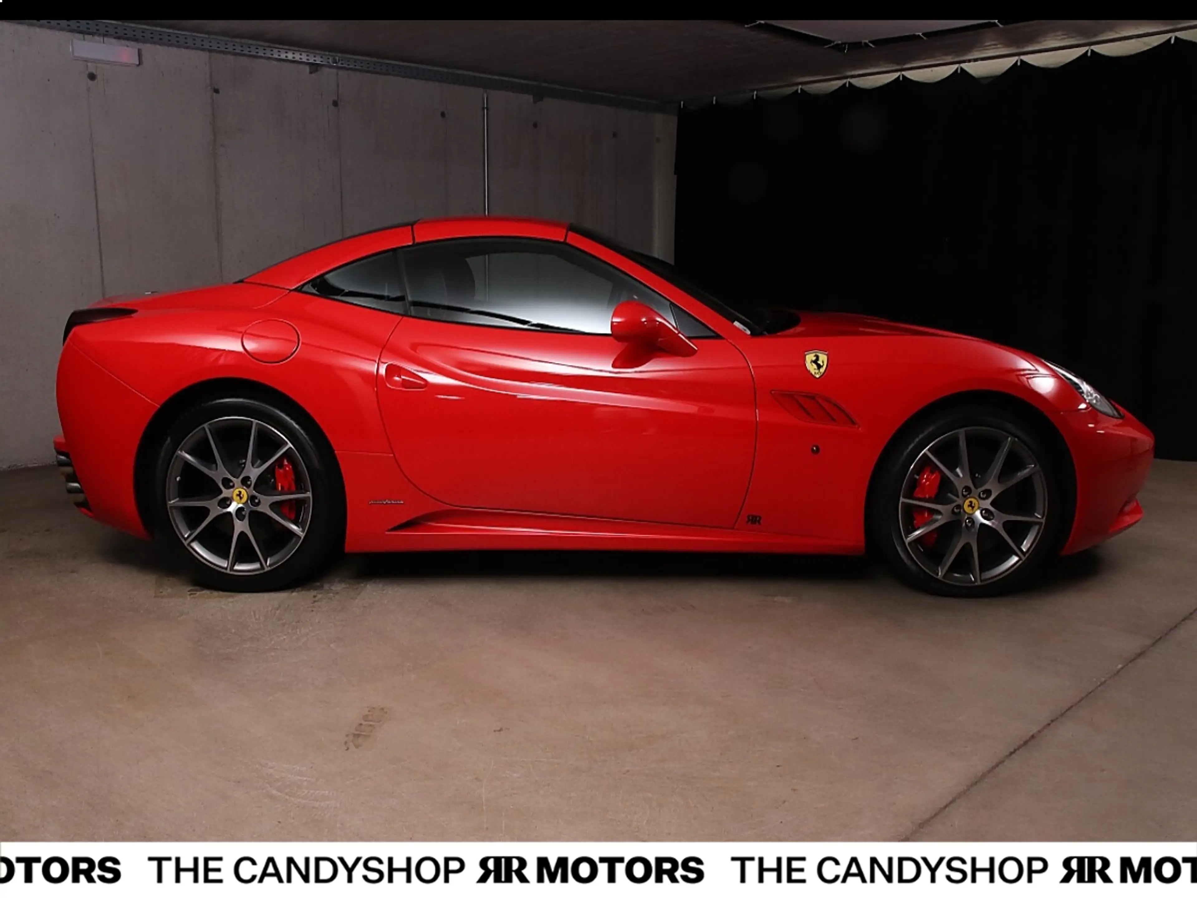 Ferrari California *Rosso_Scuderia* — photo 4
