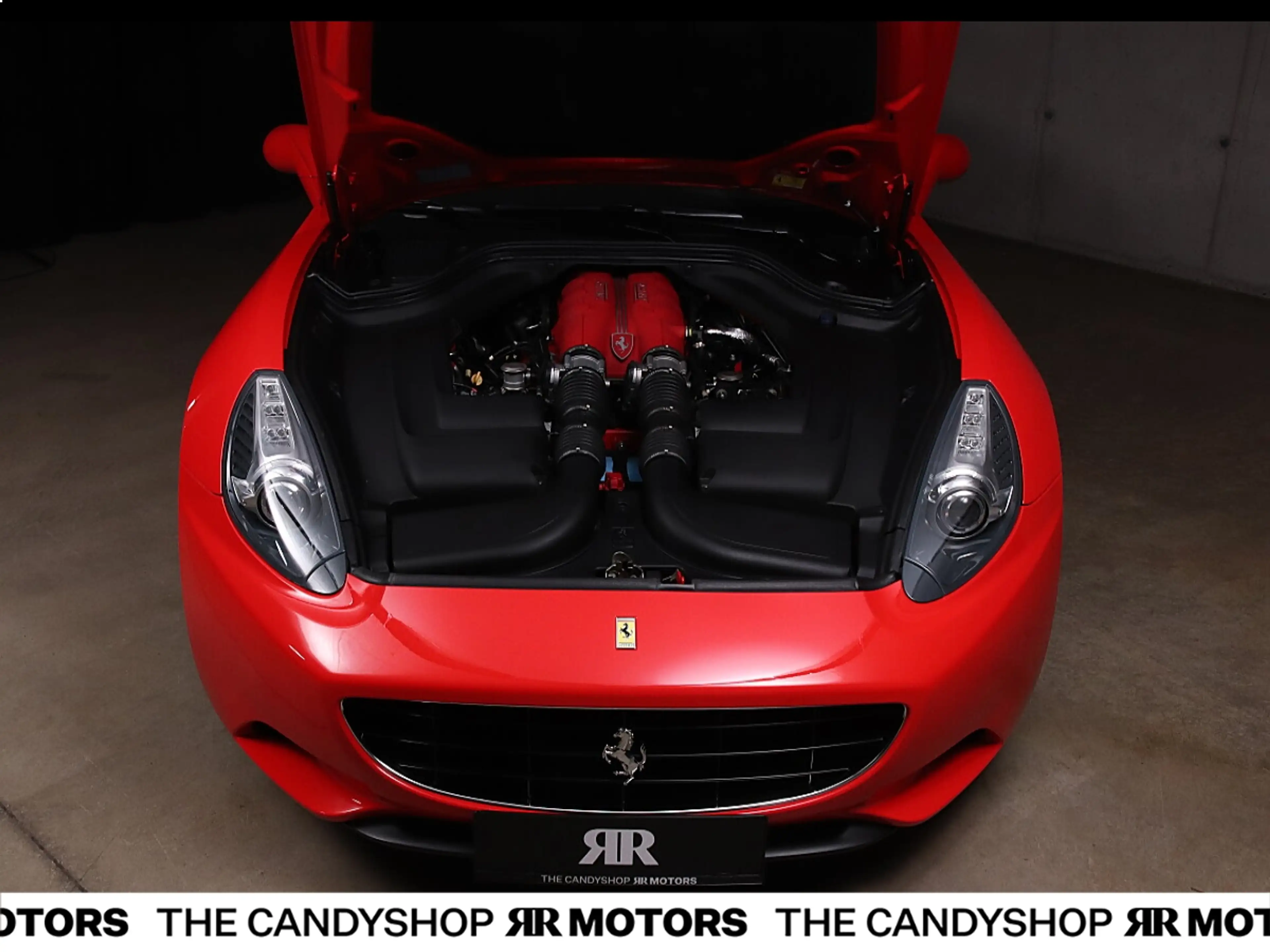 Ferrari California *Rosso_Scuderia* — photo 11