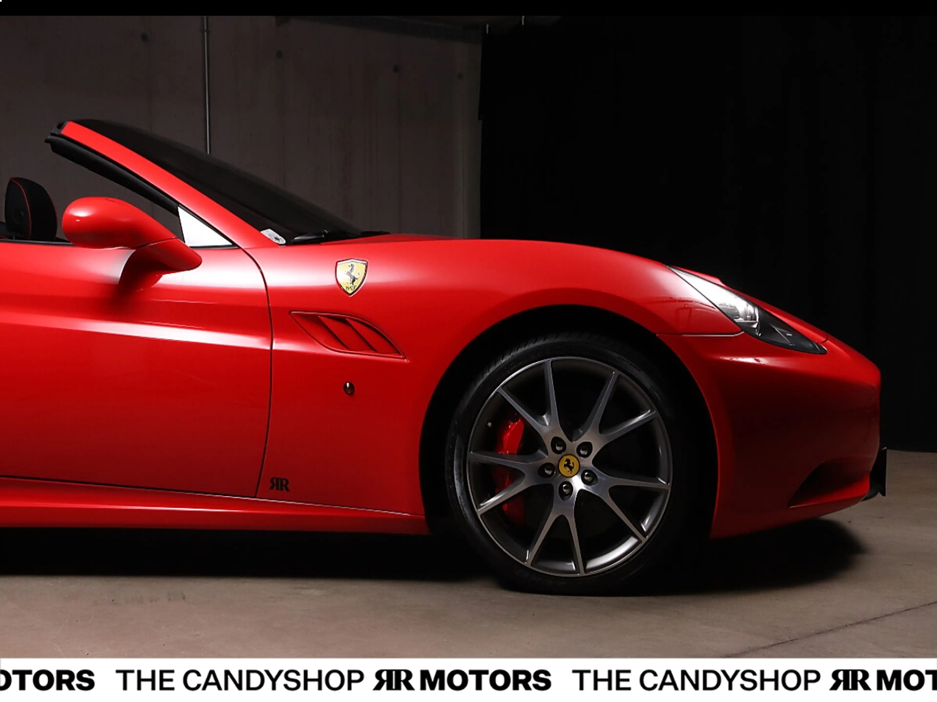Ferrari California *Rosso_Scuderia* — photo 15