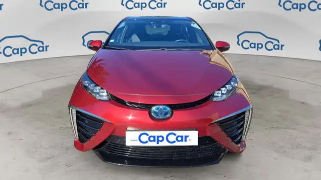 Toyota Mirai view 5