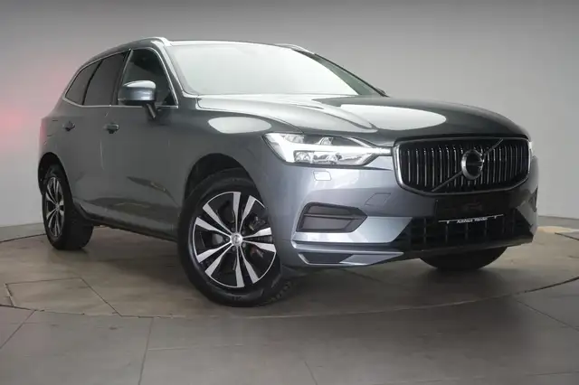 Volvo XC60 main image