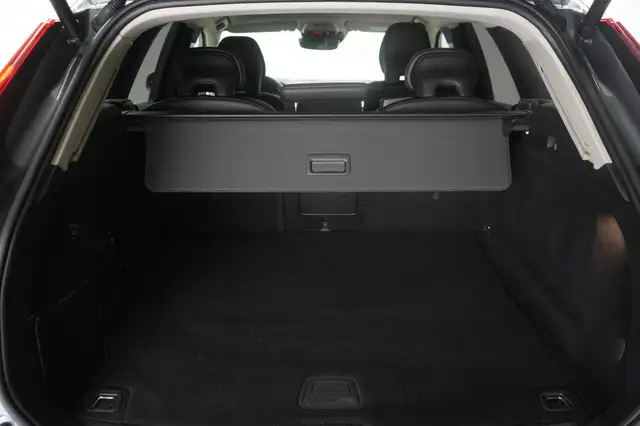 Volvo XC60 view 26