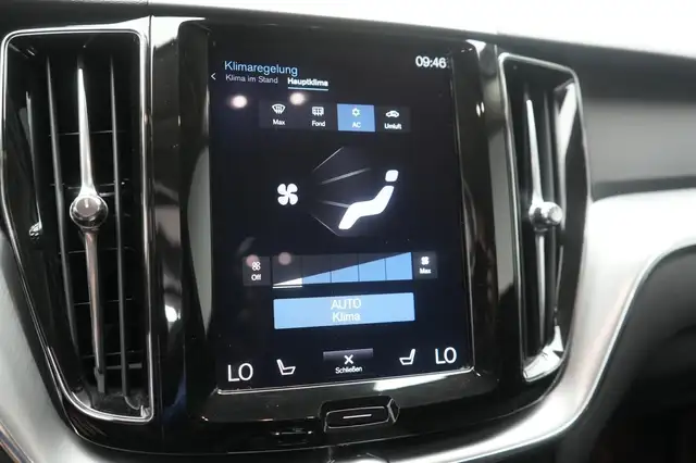 Volvo XC60 view 15