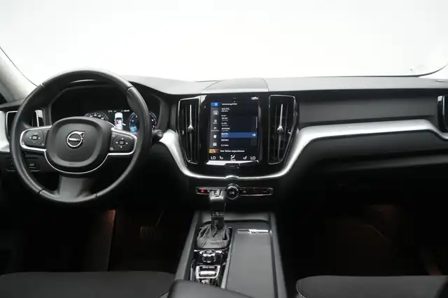 Volvo XC60 view 14