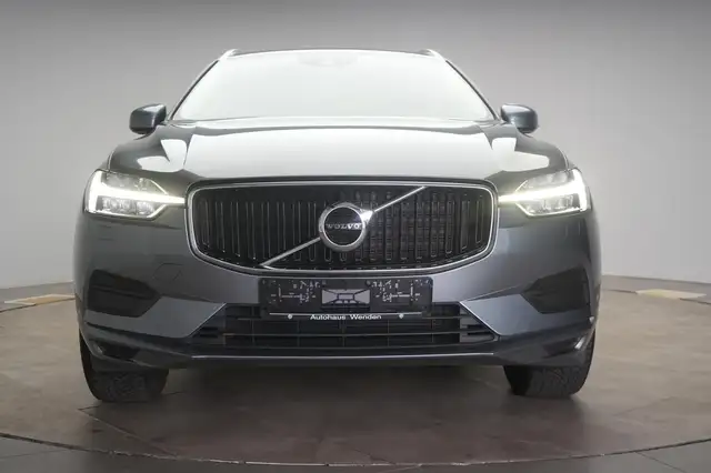 Volvo XC60 view 2