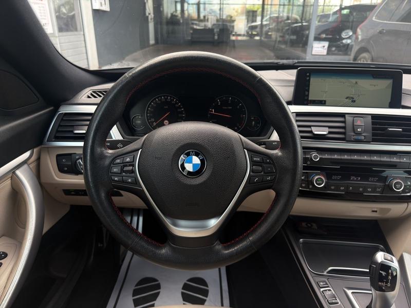 BMW 320 d xDrive Sport Line Aut. — photo 10