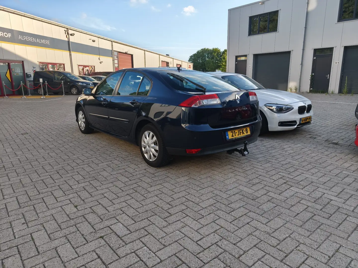 Renault Laguna 2.0 16V Expression Blauw - 2