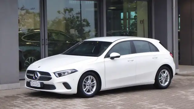 Mercedes-Benz A 180 d Automatic Business