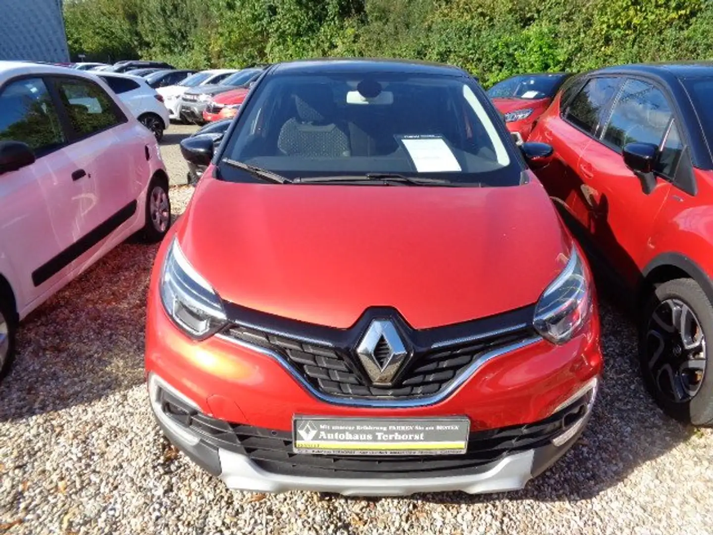 Renault Captur Collection Rood - 1