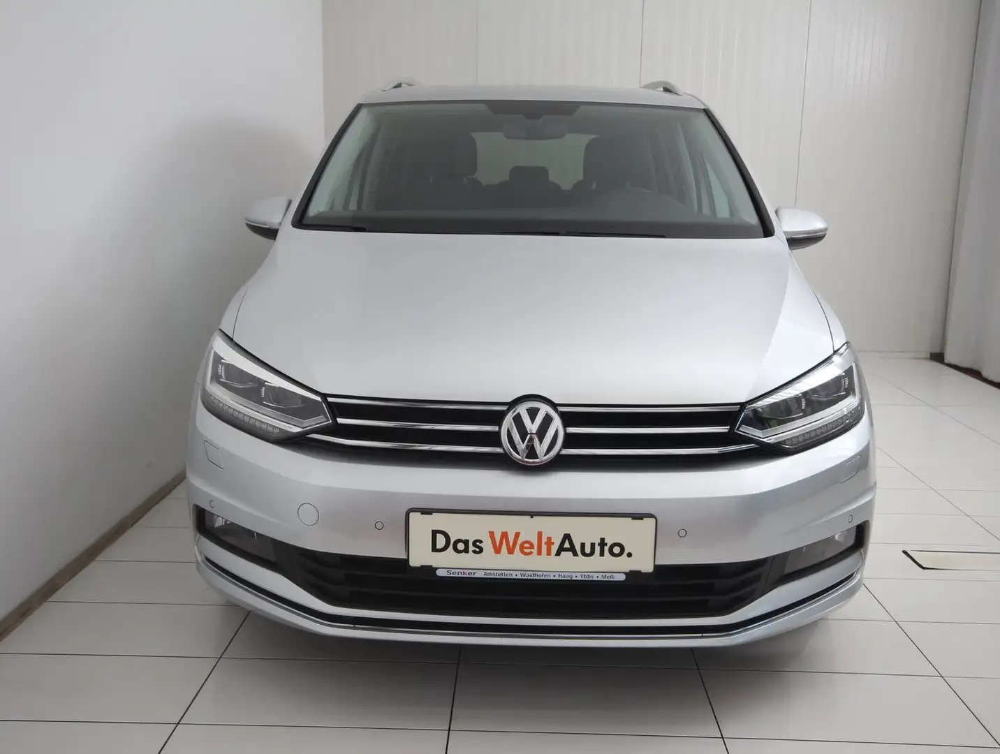 Volkswagen Touran Highline TDI SCR DSG 5-Sitzer Argento - 2