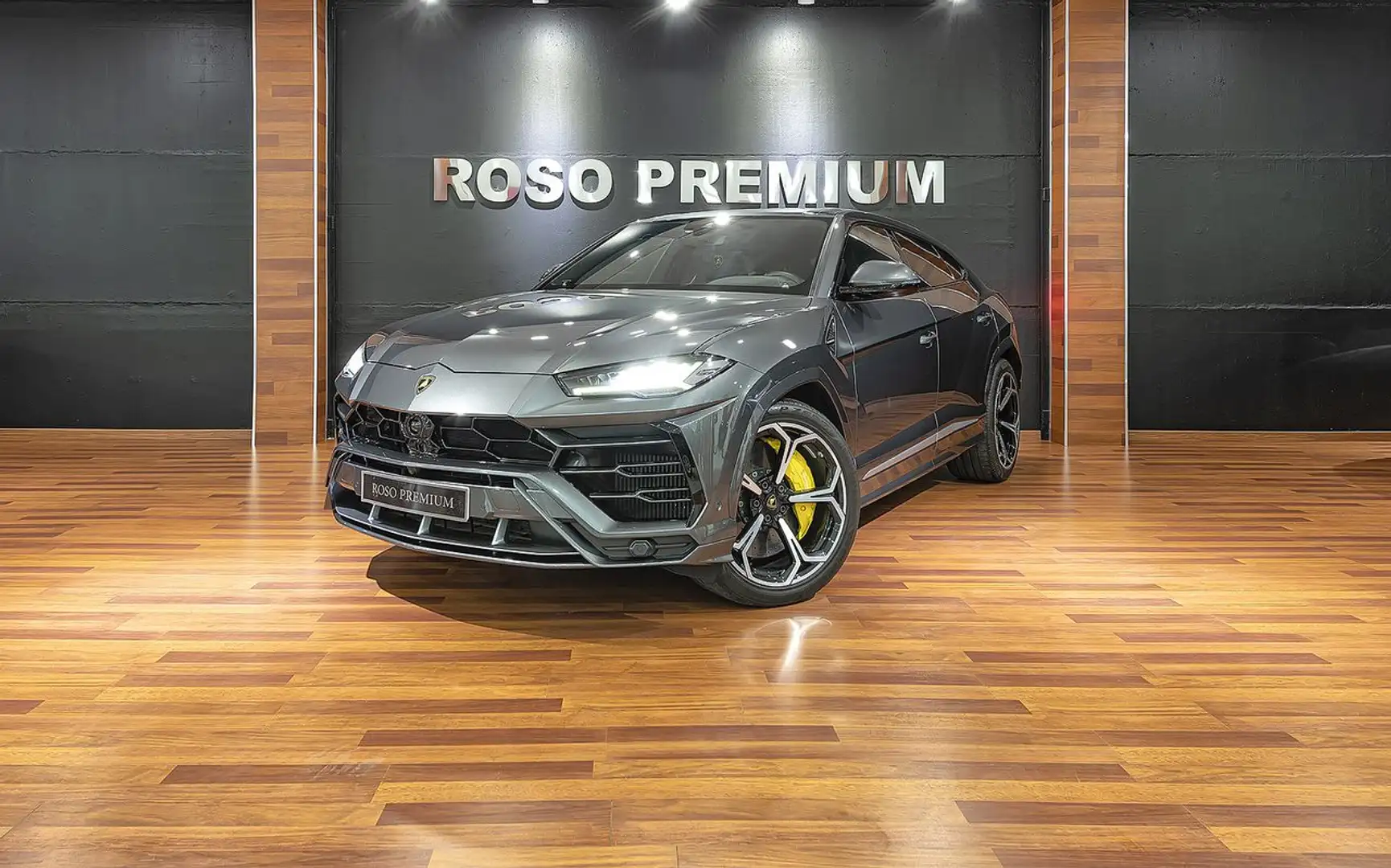 Lamborghini Urus V8 Gris - 1