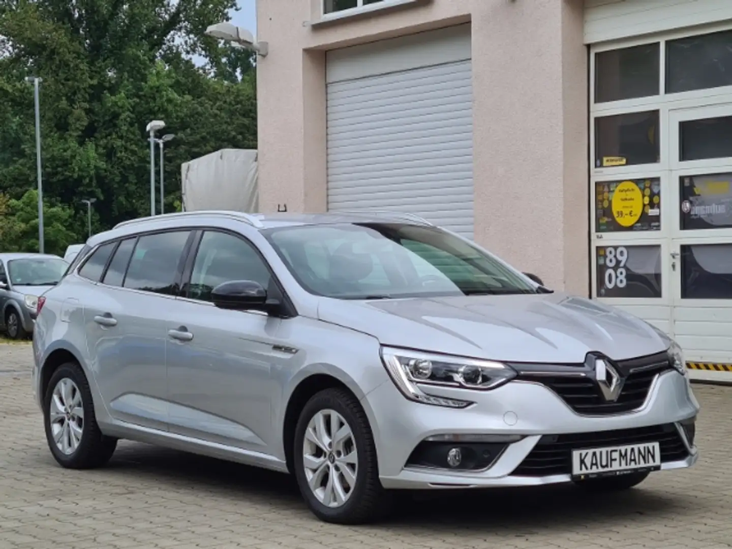 Renault Megane IV Grandtour Limited DELUXE 1.3 Kamera/Sitzh Silber - 1