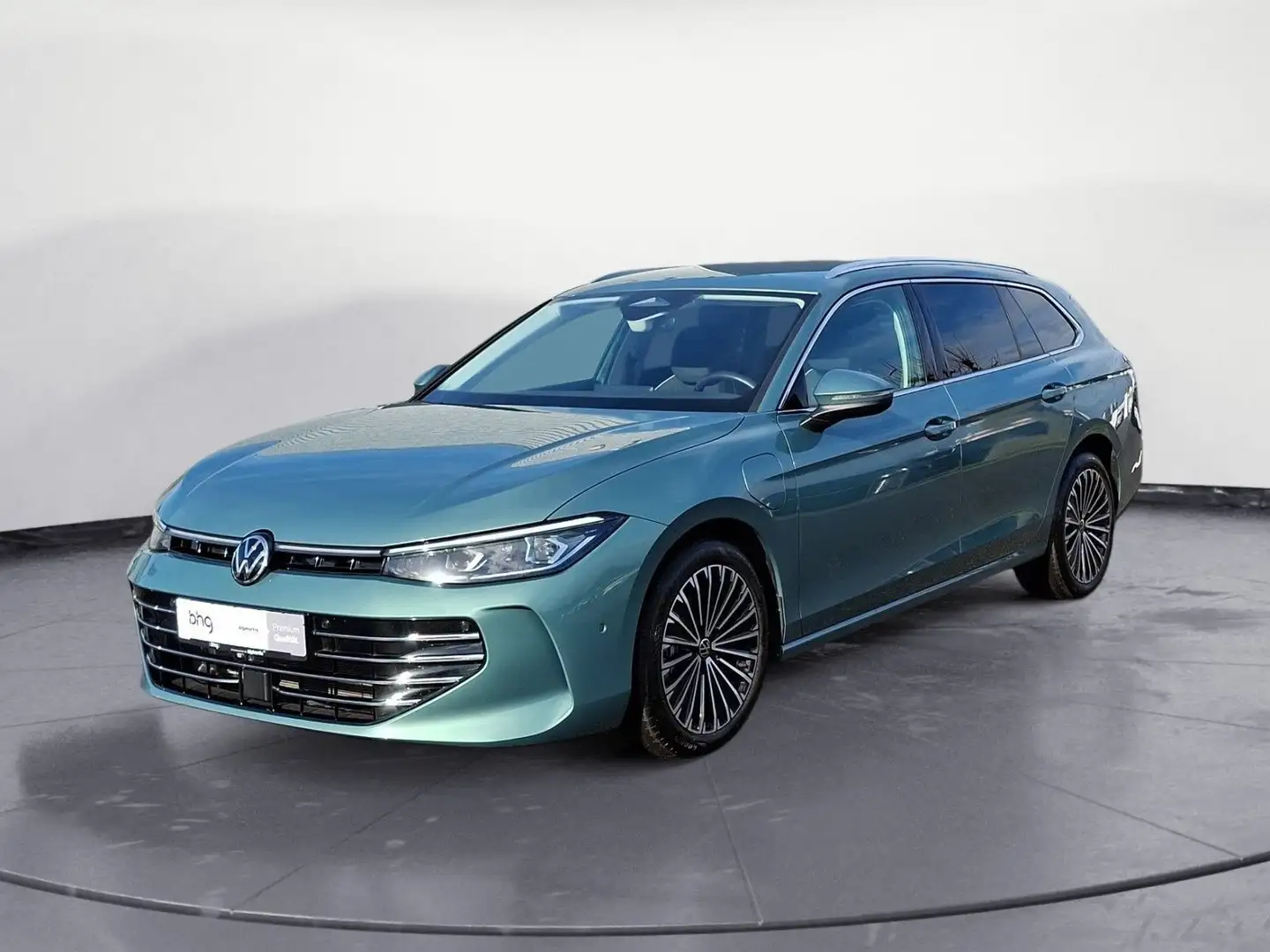 Volkswagen Passat Variant 1.5 e-Hybrid OPF DSG Elegance Mod Grün - 2
