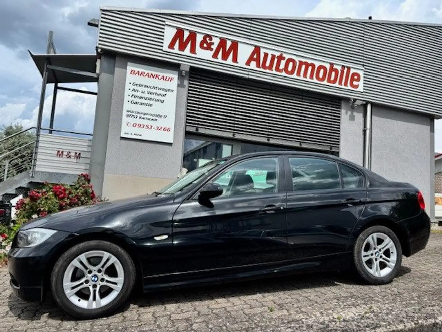 BMW 318 i Lim. Autom. *Klimaa.+Alu+Xenon+Tempomat* Noir - 1