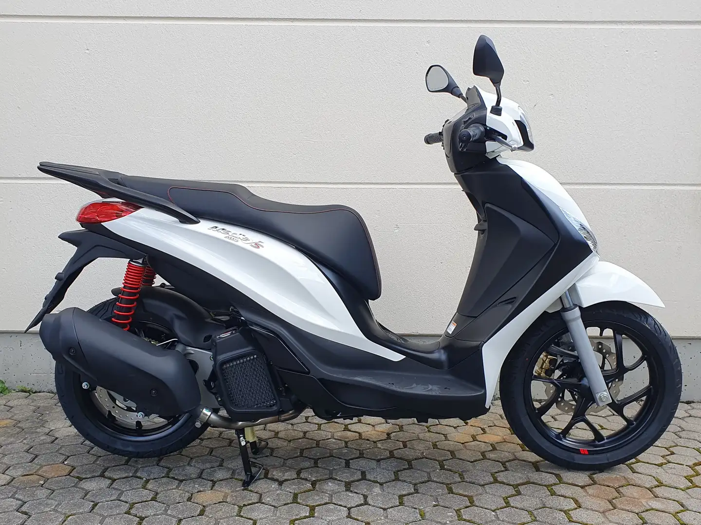 Piaggio Medley 125 Medley S 125 - 1