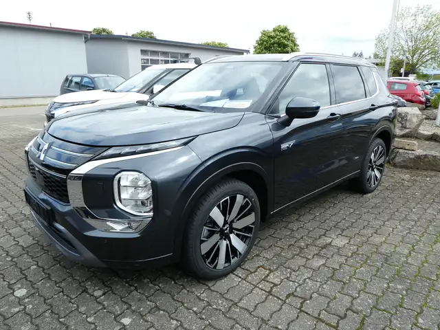 Mitsubishi Outlander Outlander Plug-In Hybrid TOP  Plug-In Hybrid 4WD