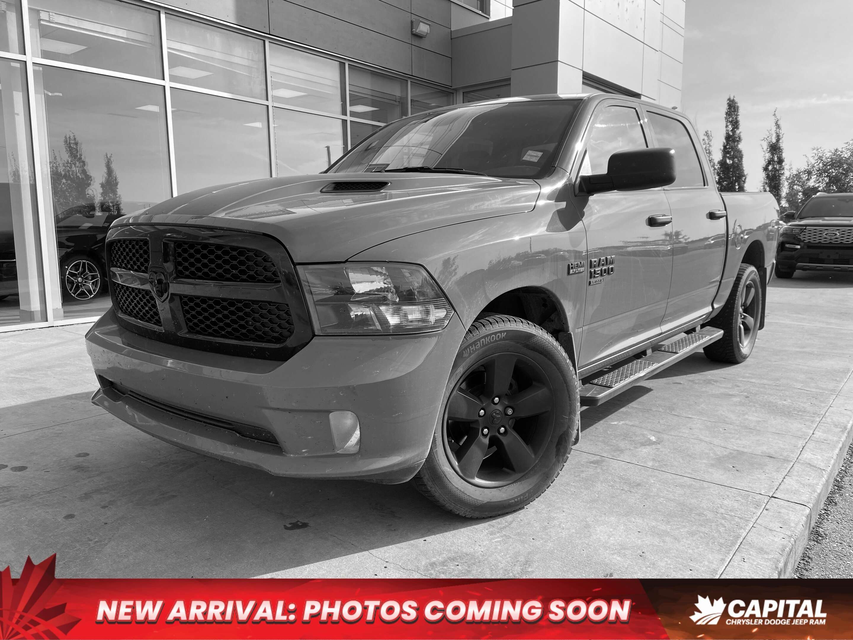 2022 RAM 1500 Express | Ceramic Grey Express Package | 5.7L HEMI
