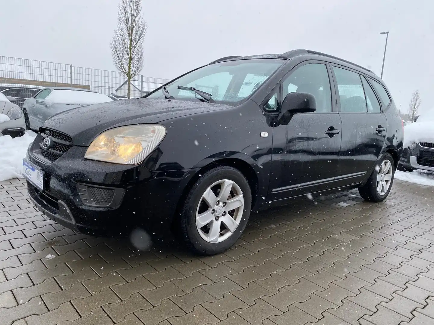 Kia Carens Carens LX|7 Sitze|TÜV NEU Schwarz - 1