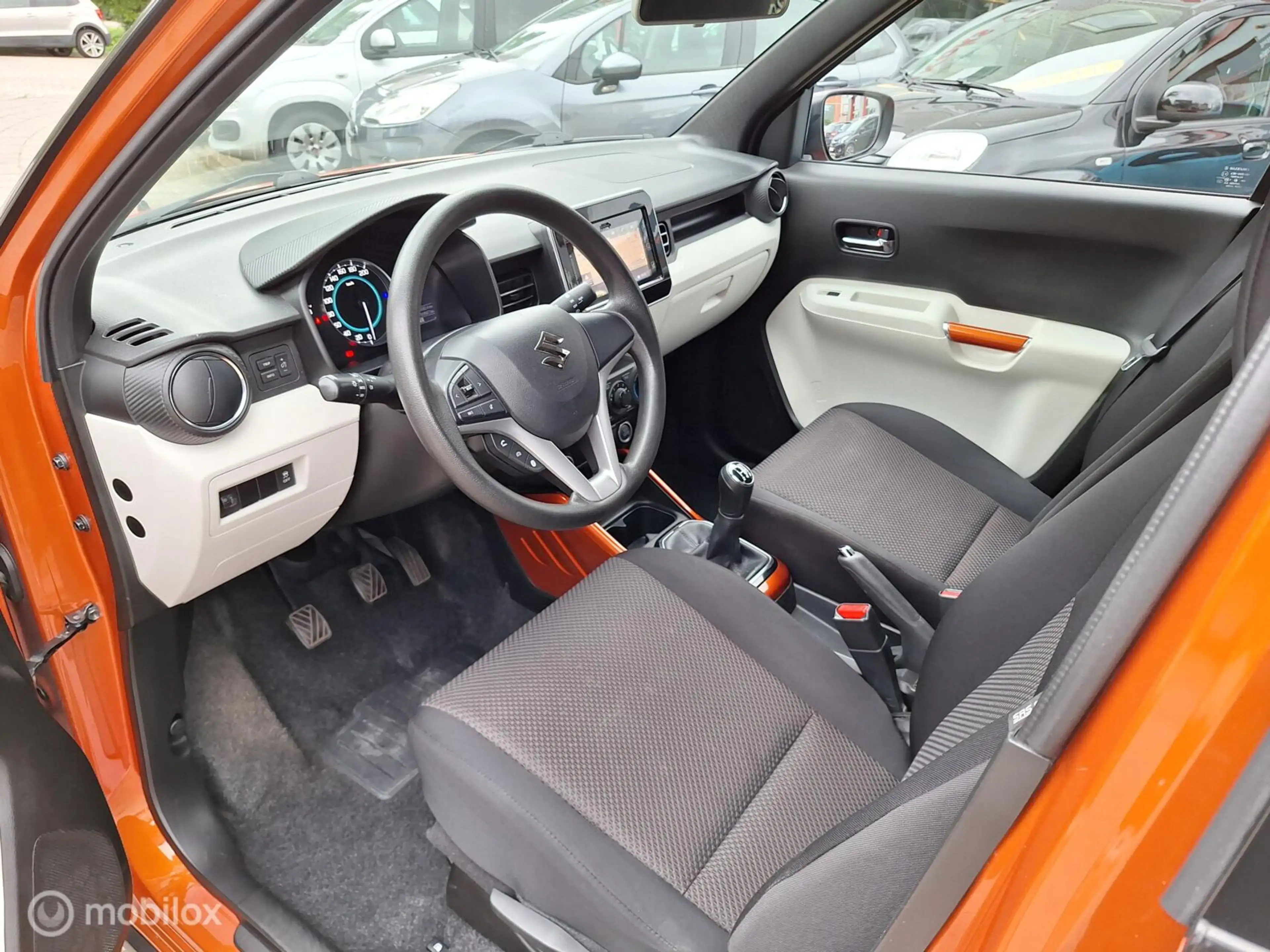 Suzuki Ignis 1.2 SELECT • Navigatie — photo 14