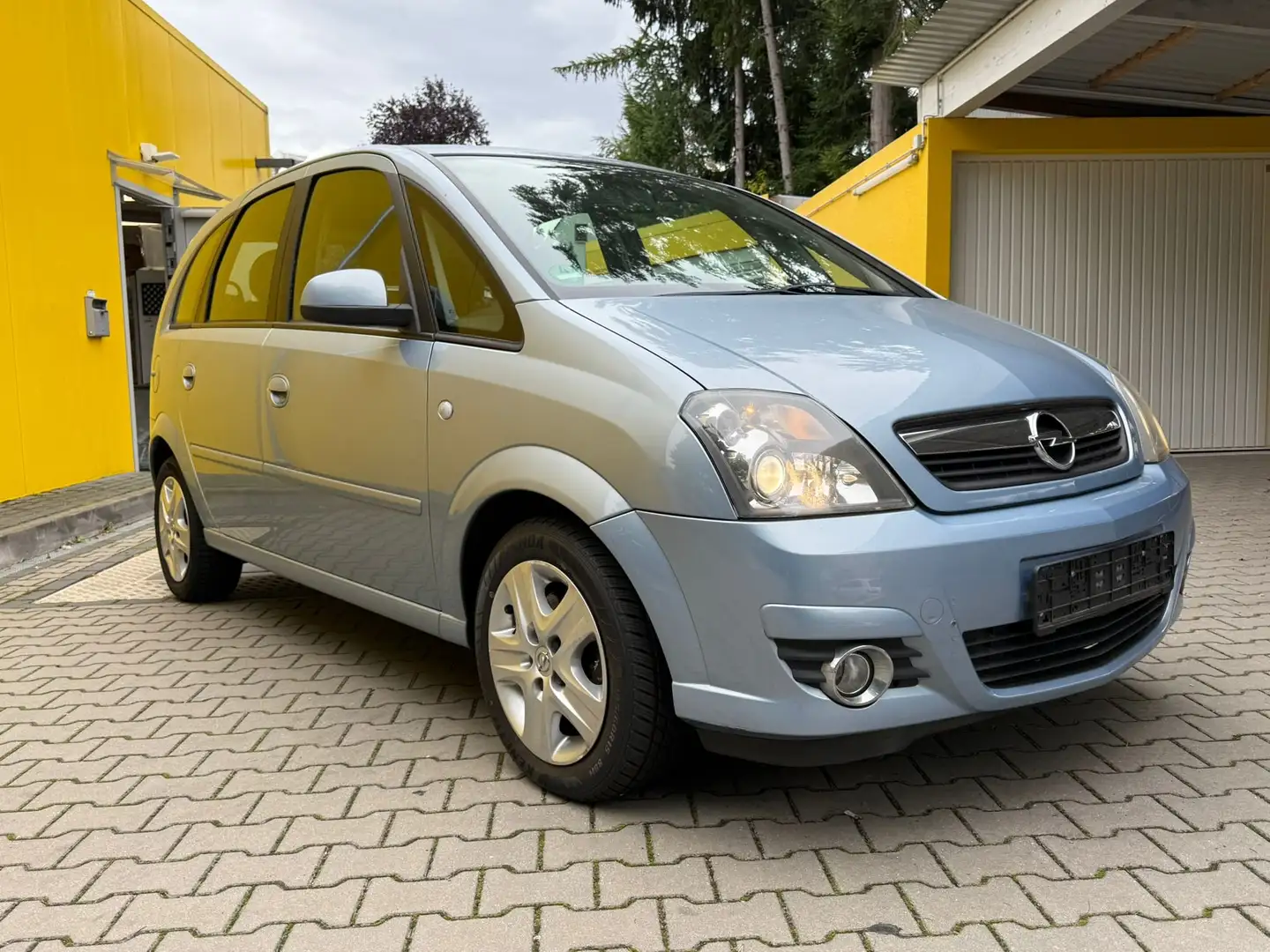 Opel Meriva Editon A 1.6 °Gepflegt°Service° Grau - 2