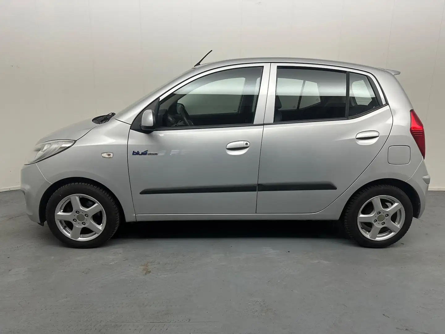 Hyundai i10 1.0 i-Drive Cool # Airco # Lmv # Nap Gris - 2