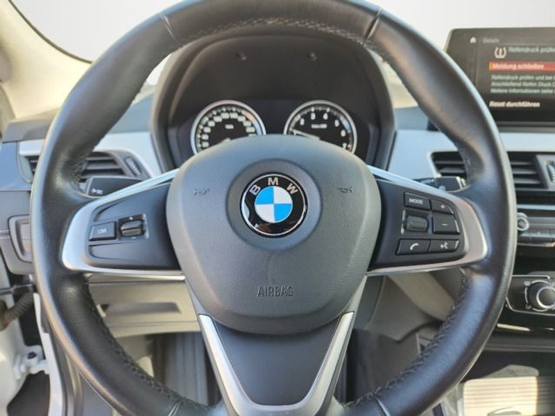 BMW X2 sDrive18i — photo 12