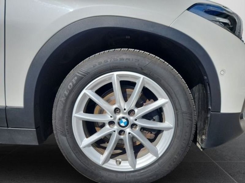 BMW X2 sDrive18i — photo 9