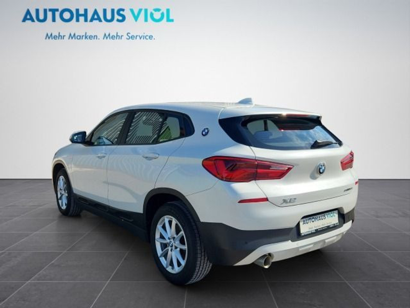 BMW X2 sDrive18i — photo 3
