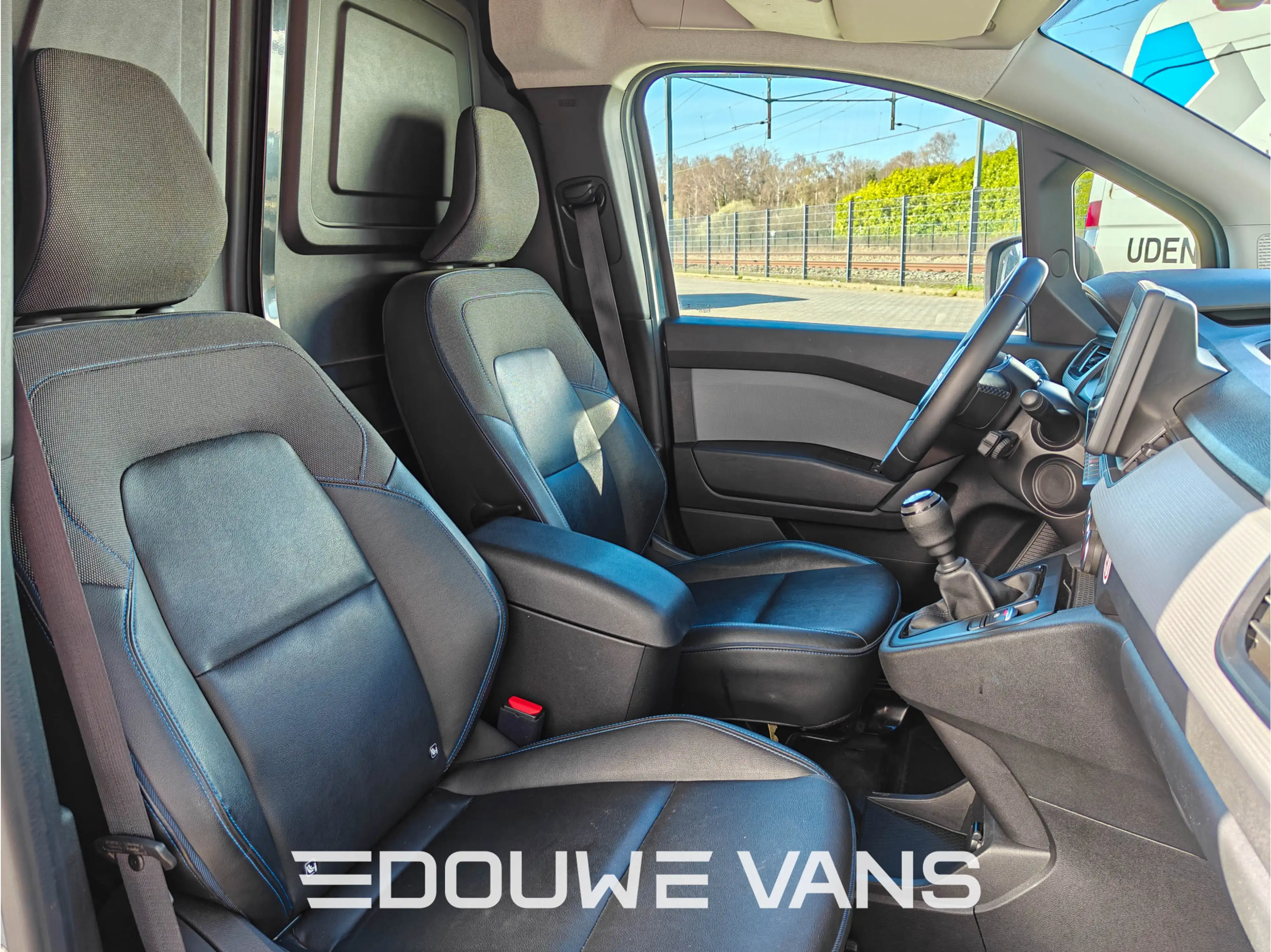 Nissan Townstar L1 Visia N-Connecta Airco LED Fabrieksgarantie — photo 9