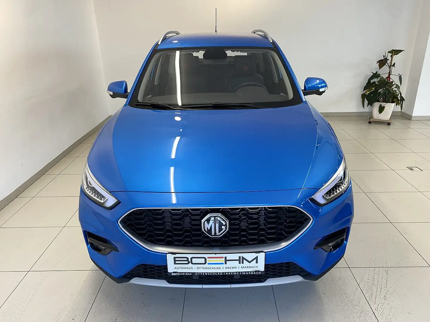 MG ZS 1.5 VTi Luxury Blau - 2