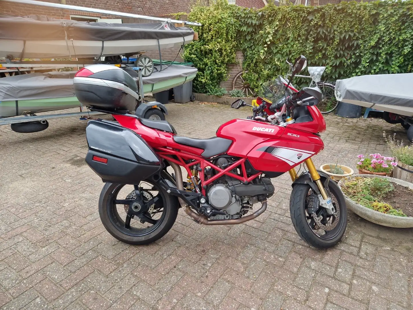 Ducati Multistrada 1100 1100s Красный - 1