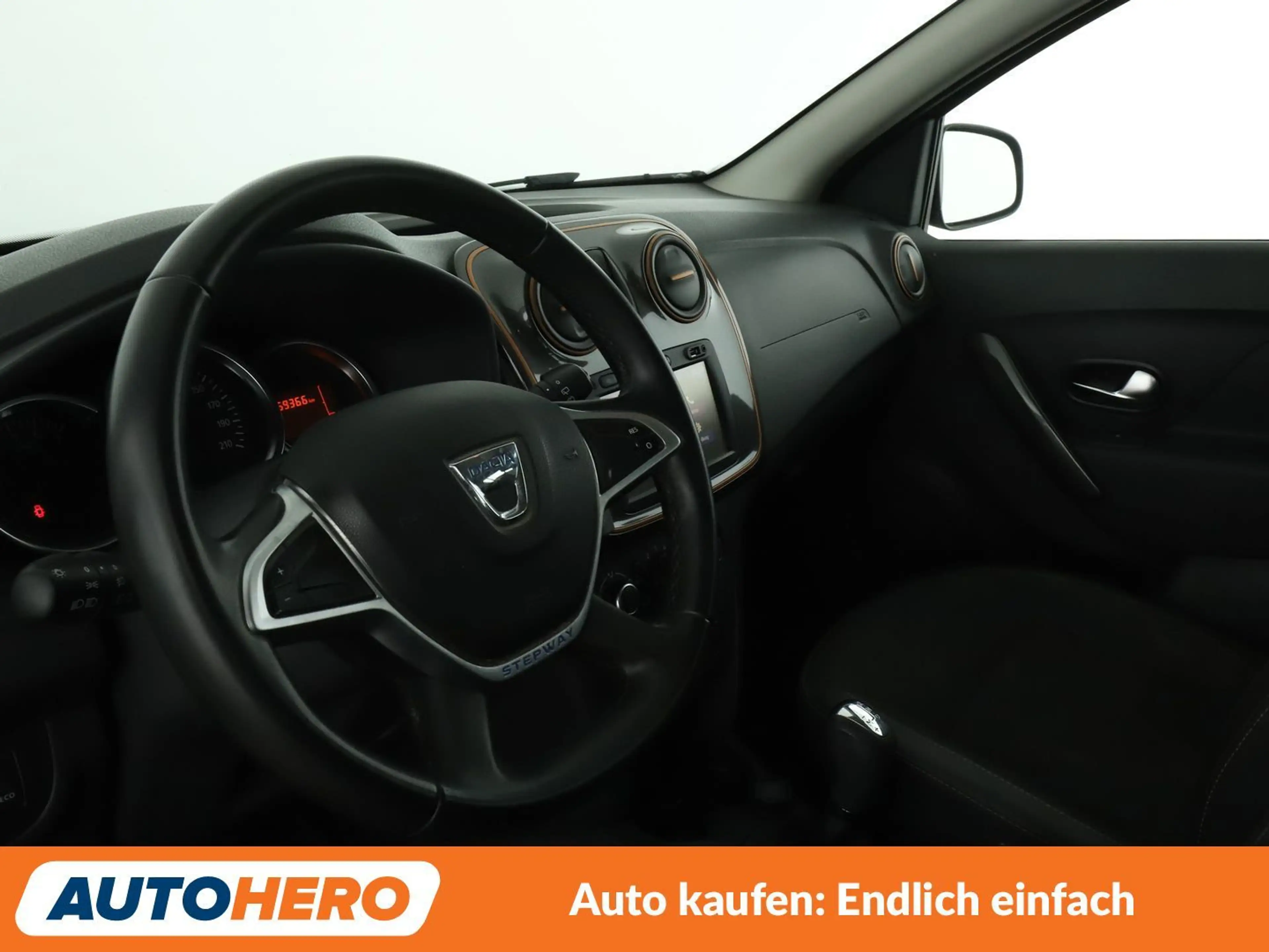 Dacia Sandero 0.9 TCe Stepway Celebration Aut.*NAVI*CAM* — photo 11