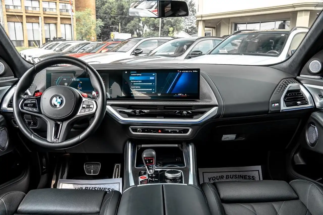 BMW XM photo BMW XM