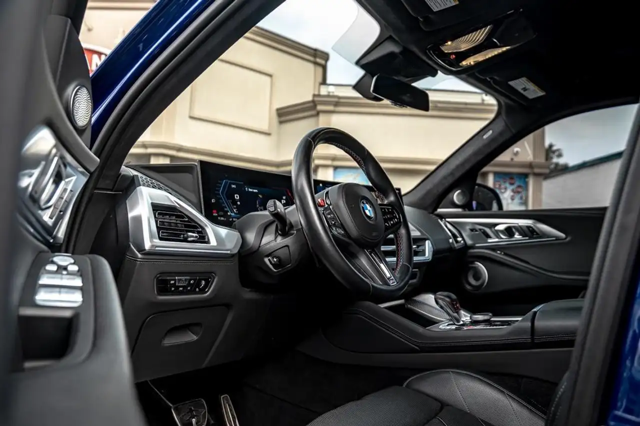 BMW XM photo BMW XM