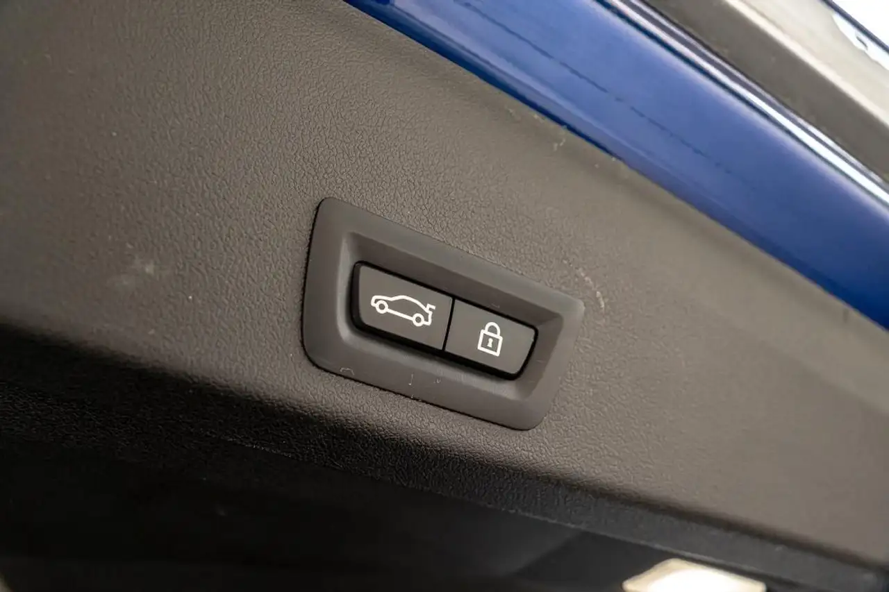 BMW XM photo BMW XM