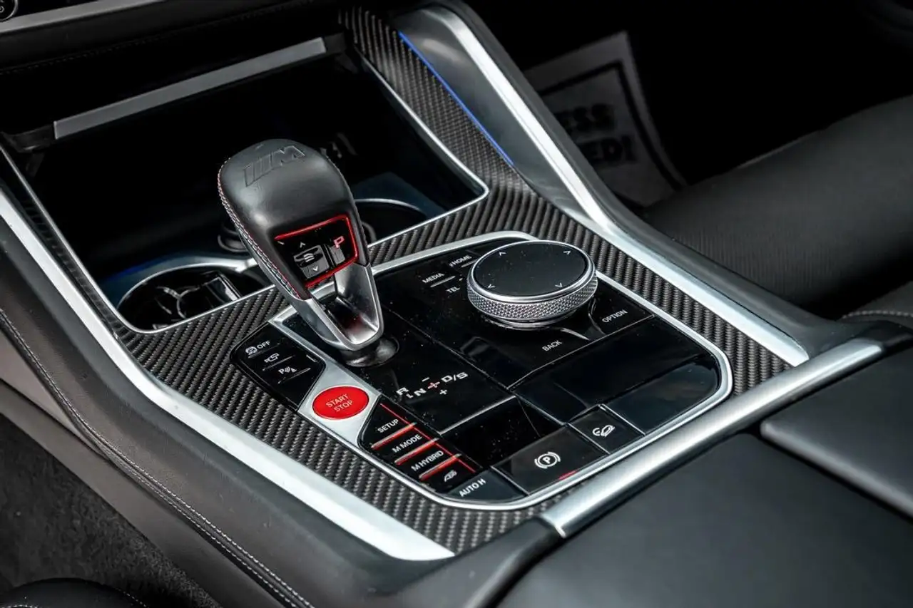 BMW XM photo BMW XM