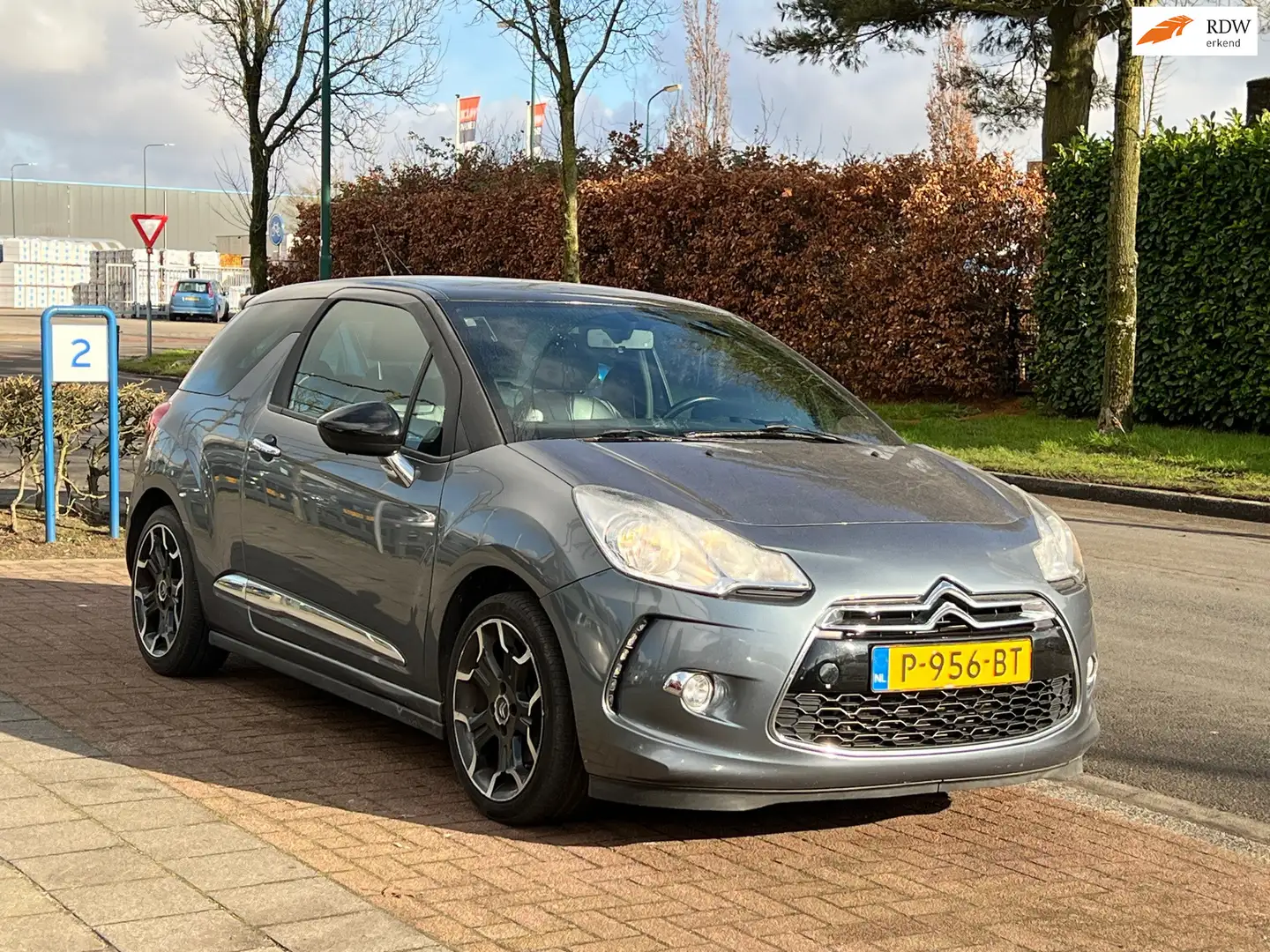 Citroen DS3 1.6 THP Sport Chic *NWE APK & DISTRIBUTIE Szürke - 1