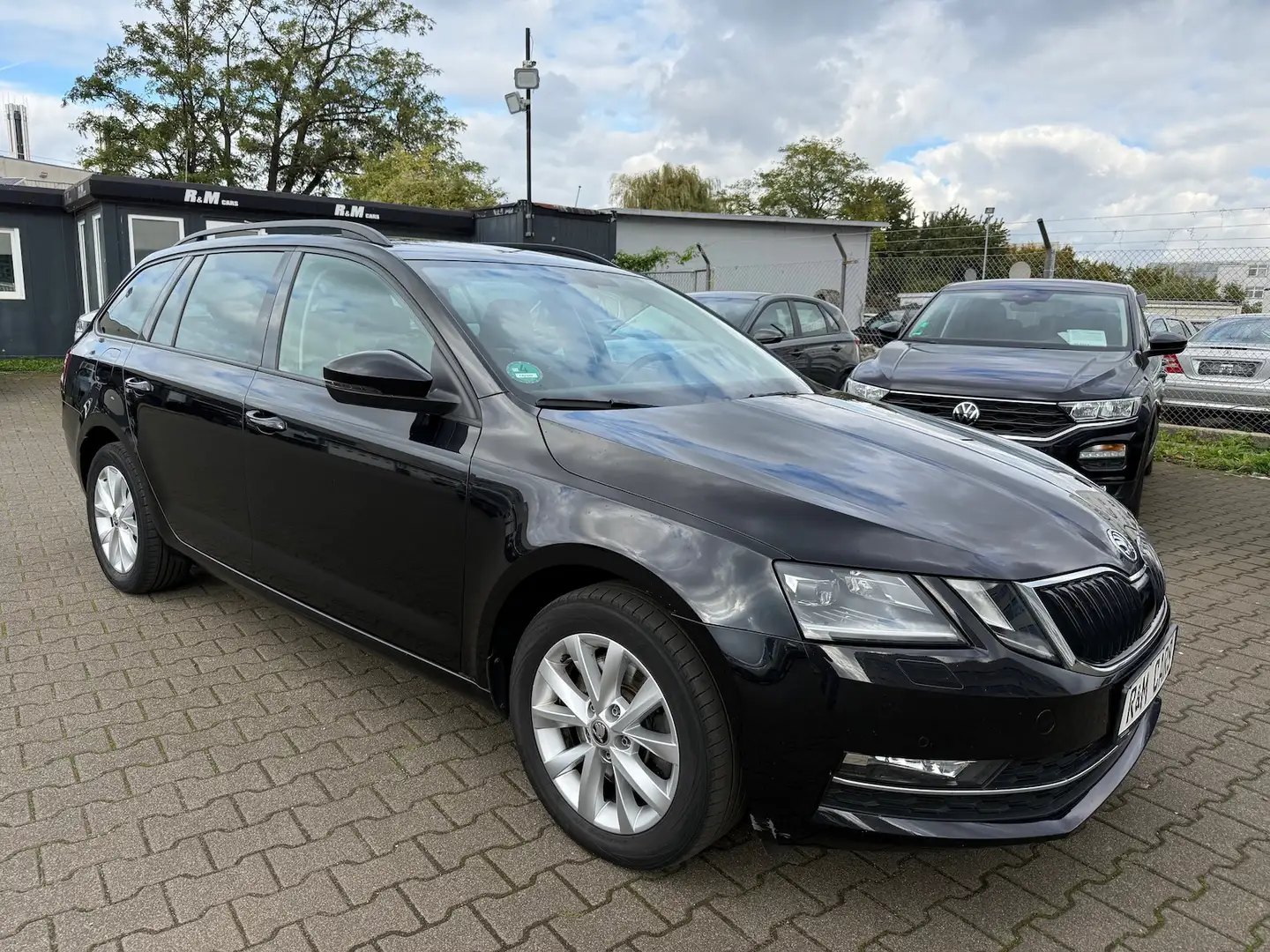 Skoda Octavia 1.8 TSI DSG Style/Navi/LED/1Hand Zwart - 1