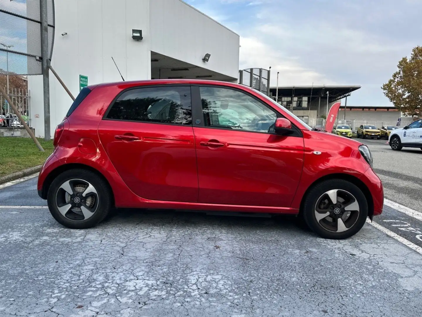 smart forFour EQ 60kW passion Rood - 2