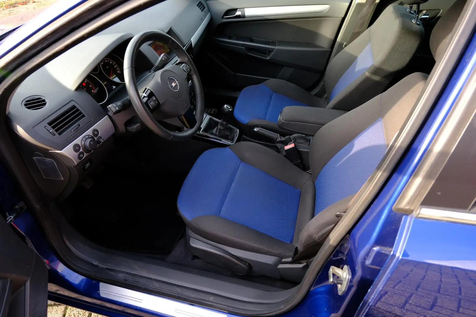 Opel Astra Wagon 1.6 111 years Edition LPG-G3 Navi|1e Eig|Cli Blauw - 2