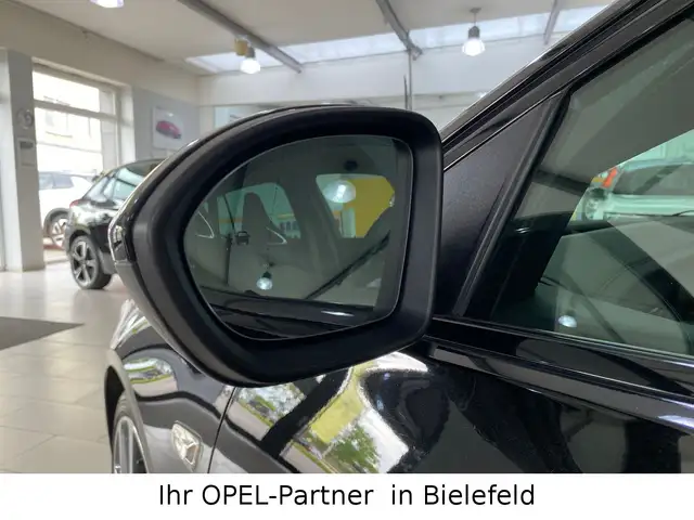 Opel Insignia view 10
