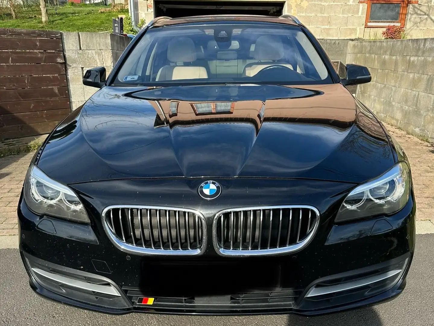 BMW 530 530d+Touring+Aut. Schwarz - 1