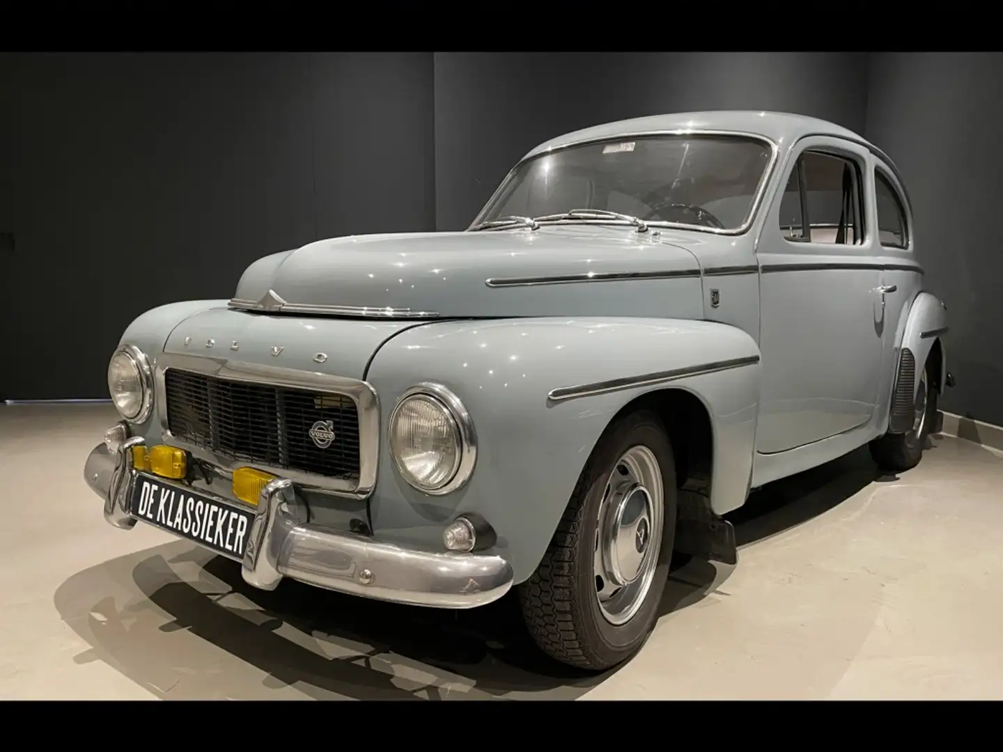 Volvo PV544 Coupe Blue - 2