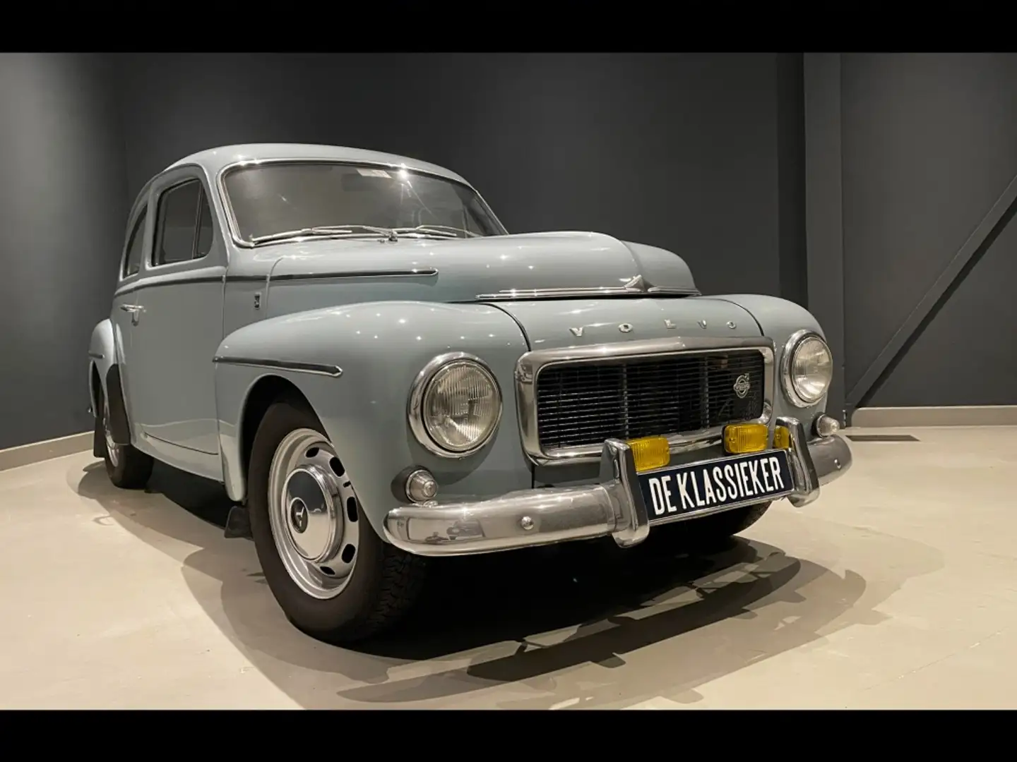 Volvo PV544 Coupe Blue - 1