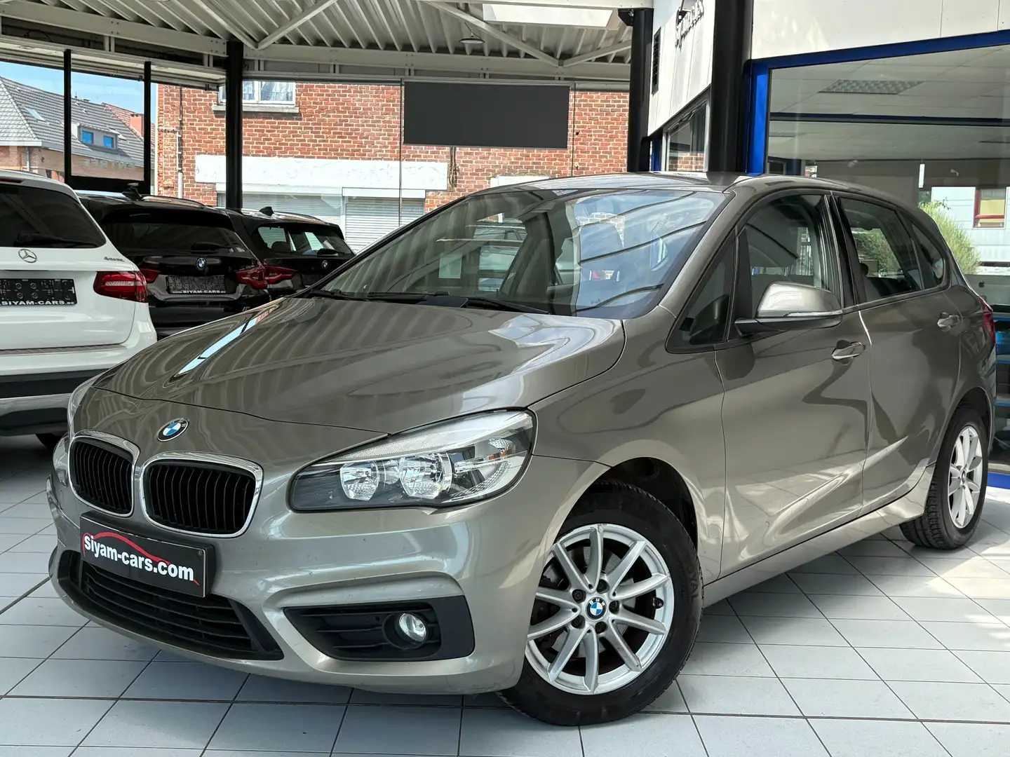 BMW 216 Active Tourer 216d * GPS * PDC * JANTES * EURO 6* Beige - 1