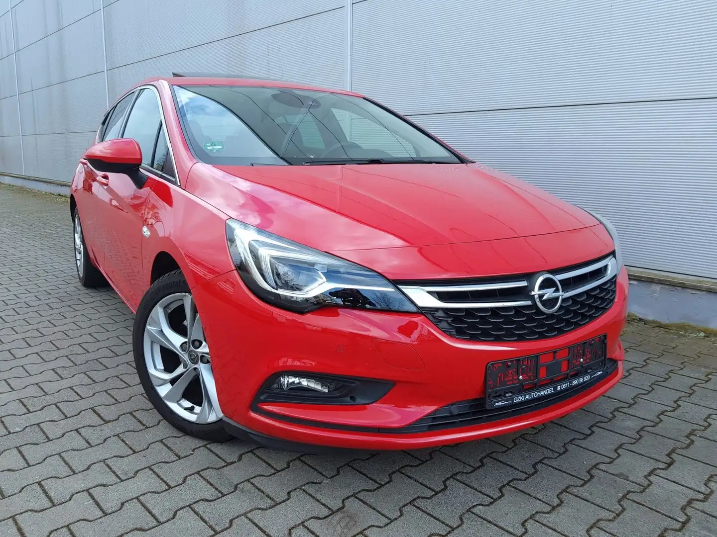 Opel Astra + BiTurbo Innovation (Kamera/Navi/1-Hand) Rot - 1