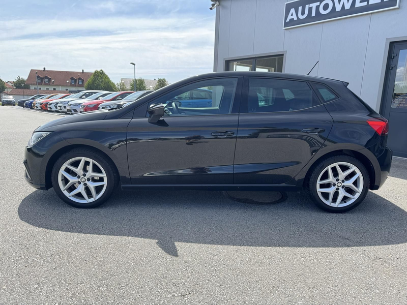 SEAT Ibiza FR 1.0 TSI DSG LED CarPlay Kamera — photo 4